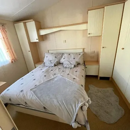 Mawson Retreat Dog Friendly Static Caravan 홀리데이파크 밀롬